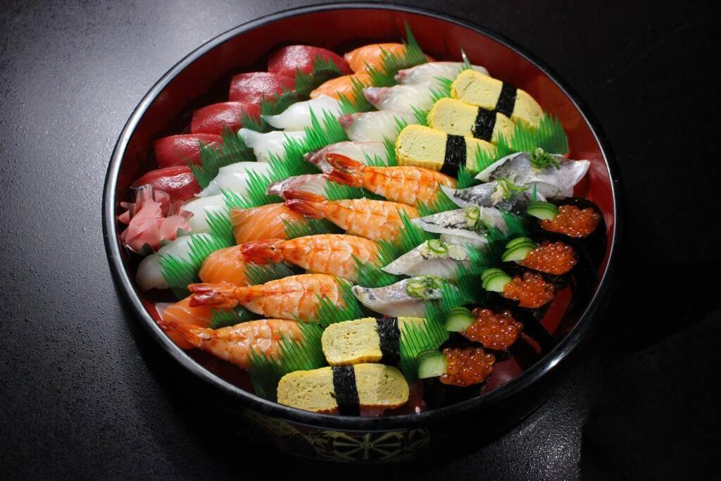 Sushi House Apartment Shingu Bagian luar foto